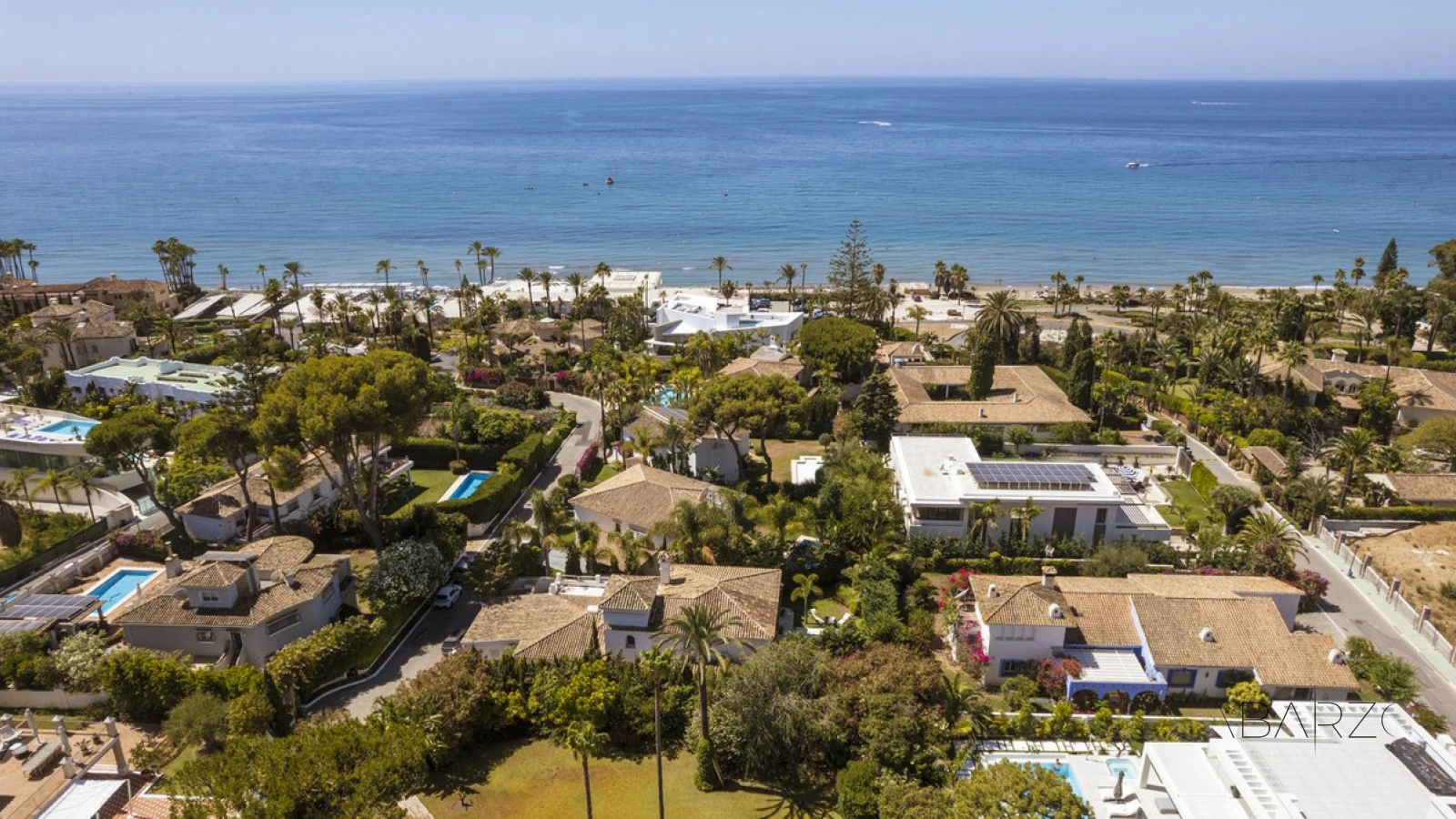 Luxury Villa with Private Pool and Beach Access in Los Monteros, Marbella — interior, Marbella East, Marbella (34 of 43)