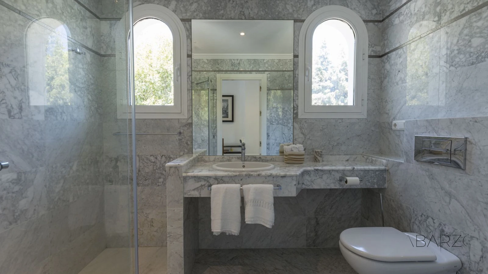 Luxury Villa with Private Pool and Beach Access in Los Monteros, Marbella — interior, Marbella East, Marbella (17 of 43)