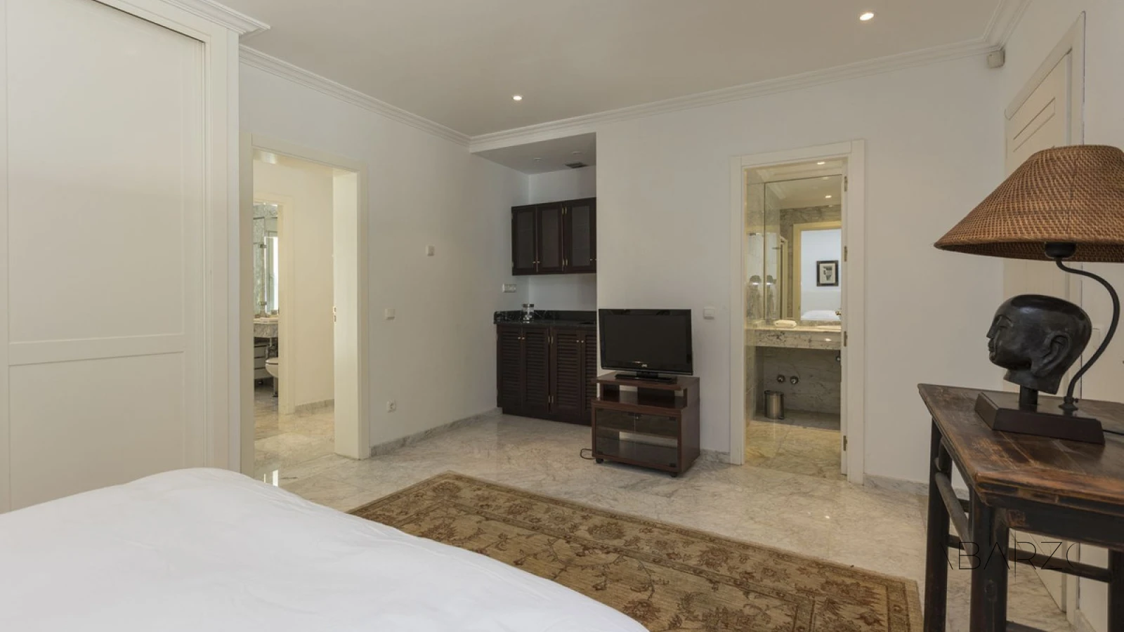 Luxury Villa with Private Pool and Beach Access in Los Monteros, Marbella — interior, Marbella East, Marbella (16 of 43)