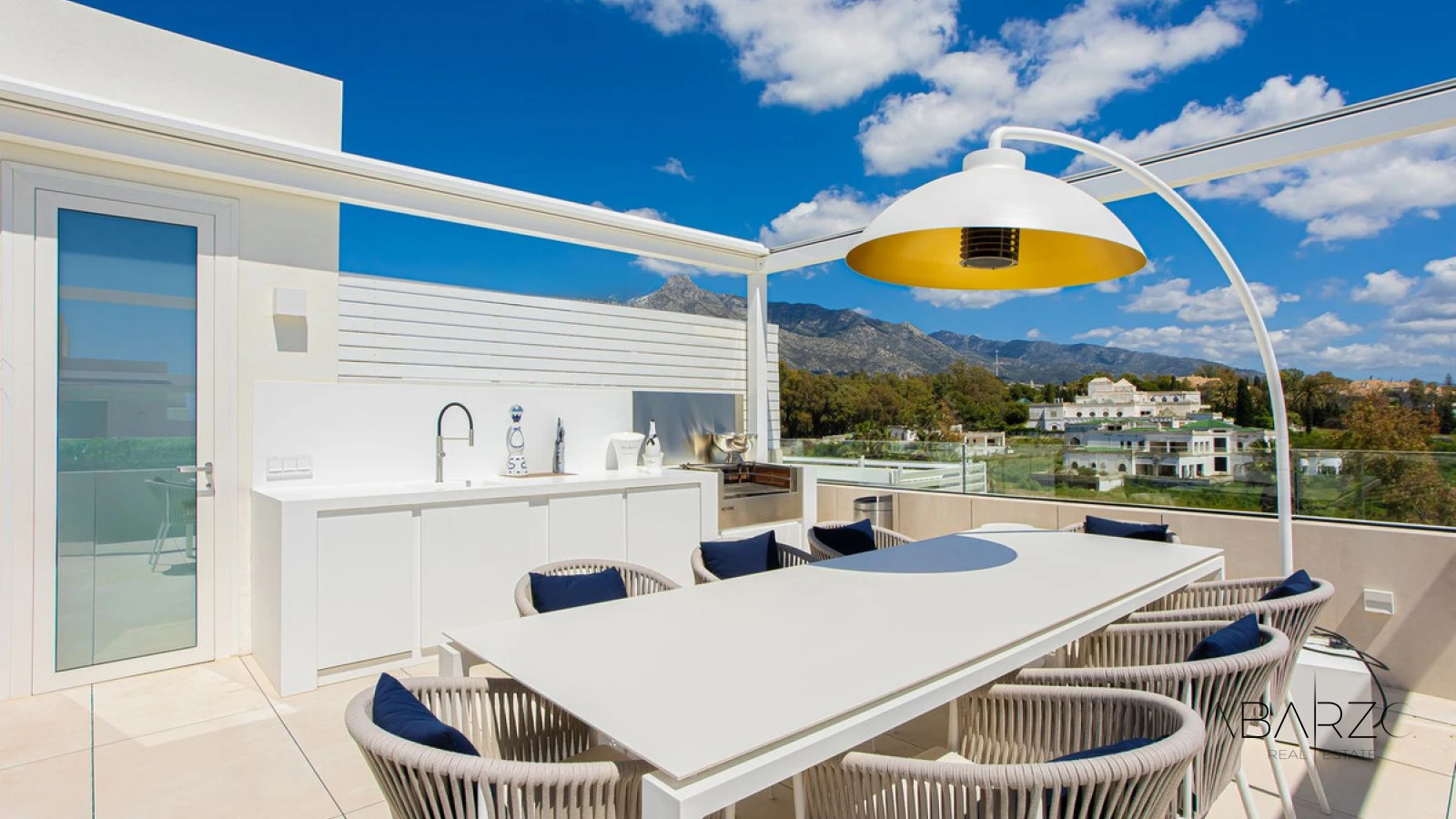Penthouse Duplex in Puerto Banús, Costa del Sol with Sea Views and Private Terrace — interior, Golden Mile, Marbella (4 of 46)
