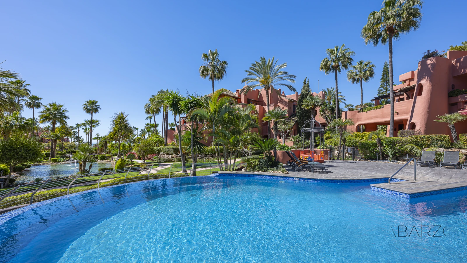 Andalusian Duplex Penthouse with Rooftop Jacuzzi in New Golden Mile, Estepona — interior, New Golden Mile, Estepona (63 of 69)