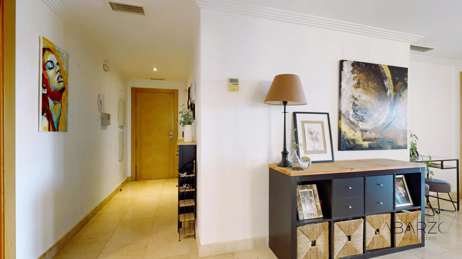 Corner Ground-Floor Apartment with Private Garden and Sea Views in Benahavís — interior, Benahavís (19 of 35)