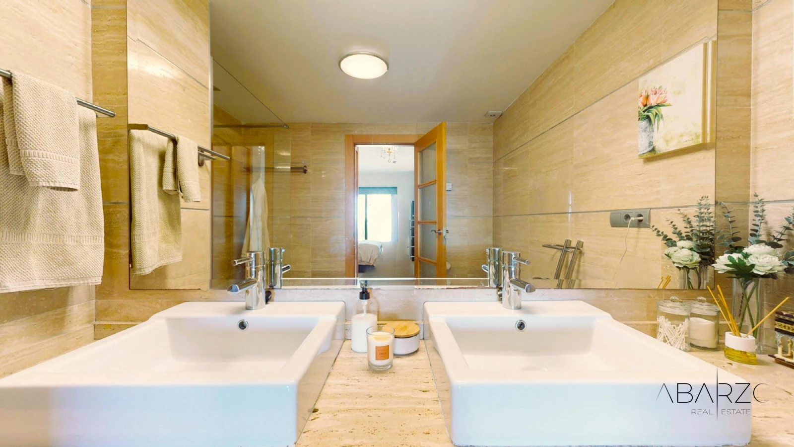 Corner Ground-Floor Apartment with Private Garden and Sea Views in Benahavís — interior, Benahavís (33 of 35)