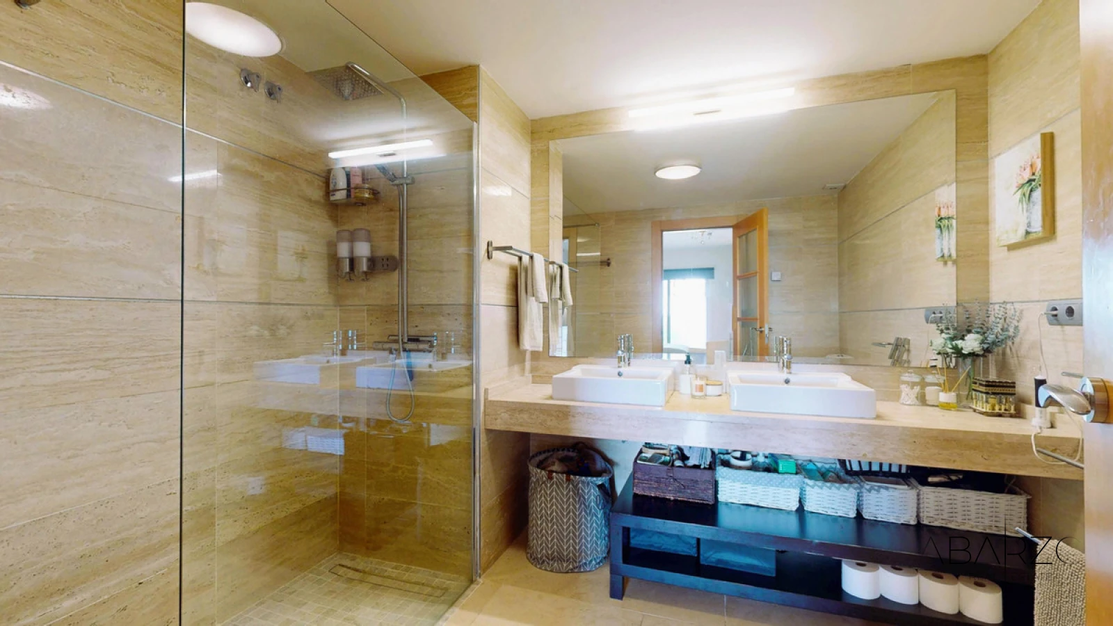 Corner Ground-Floor Apartment with Private Garden and Sea Views in Benahavís — interior, Benahavís (32 of 35)