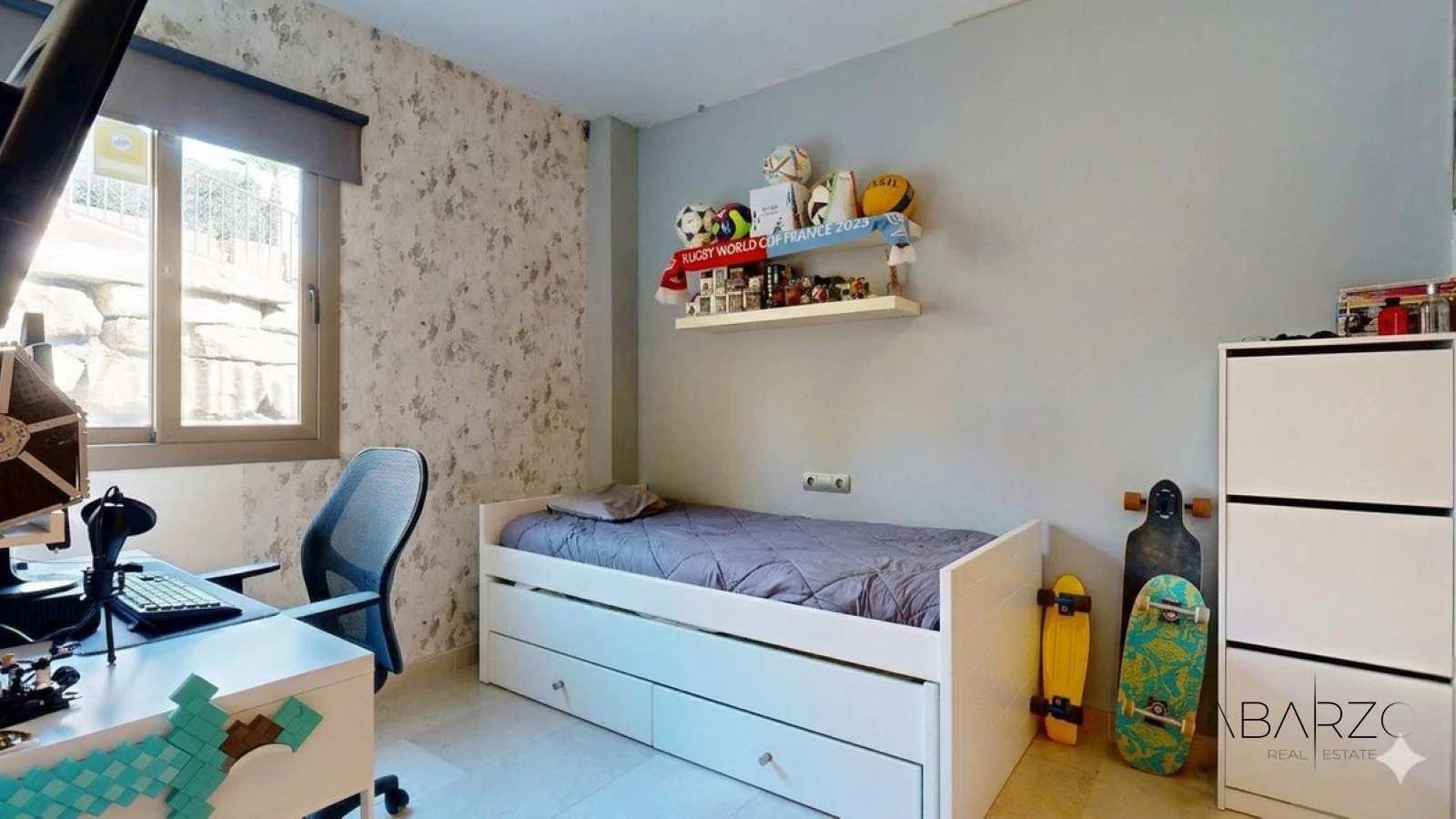 Corner Ground-Floor Apartment with Private Garden and Sea Views in Benahavís — interior, Benahavís (28 of 35)