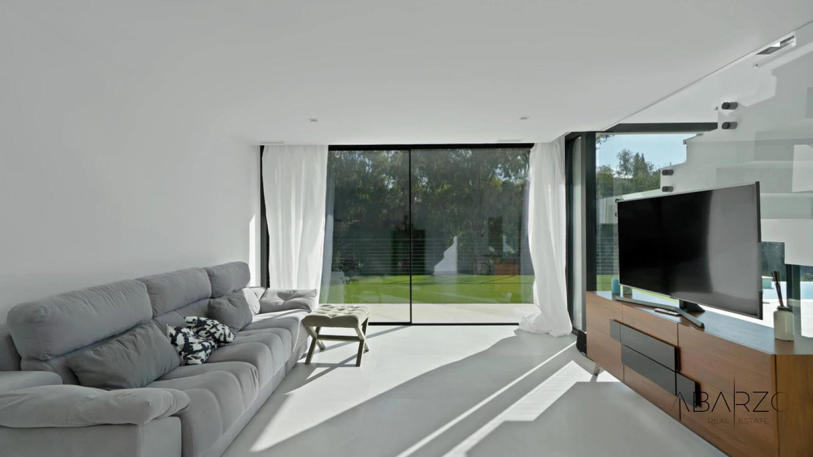 Contemporary Villa in El Herrojo, Benahavís with Private Pool and Panoramic Views — interior, La Quinta, Benahavís (22 of 41)