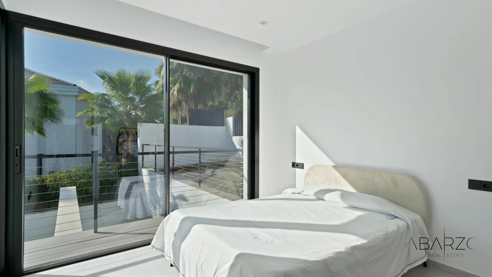 Contemporary Villa in El Herrojo, Benahavís with Private Pool and Panoramic Views — interior, La Quinta, Benahavís (30 of 41)