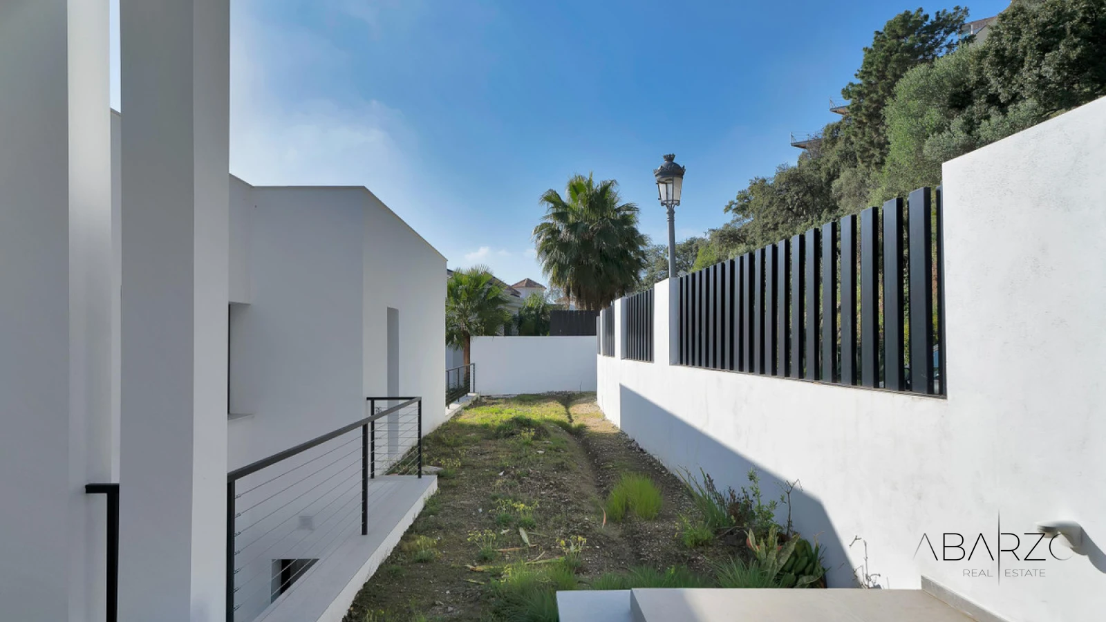 Contemporary Villa in El Herrojo, Benahavís with Private Pool and Panoramic Views — interior, La Quinta, Benahavís (36 of 41)