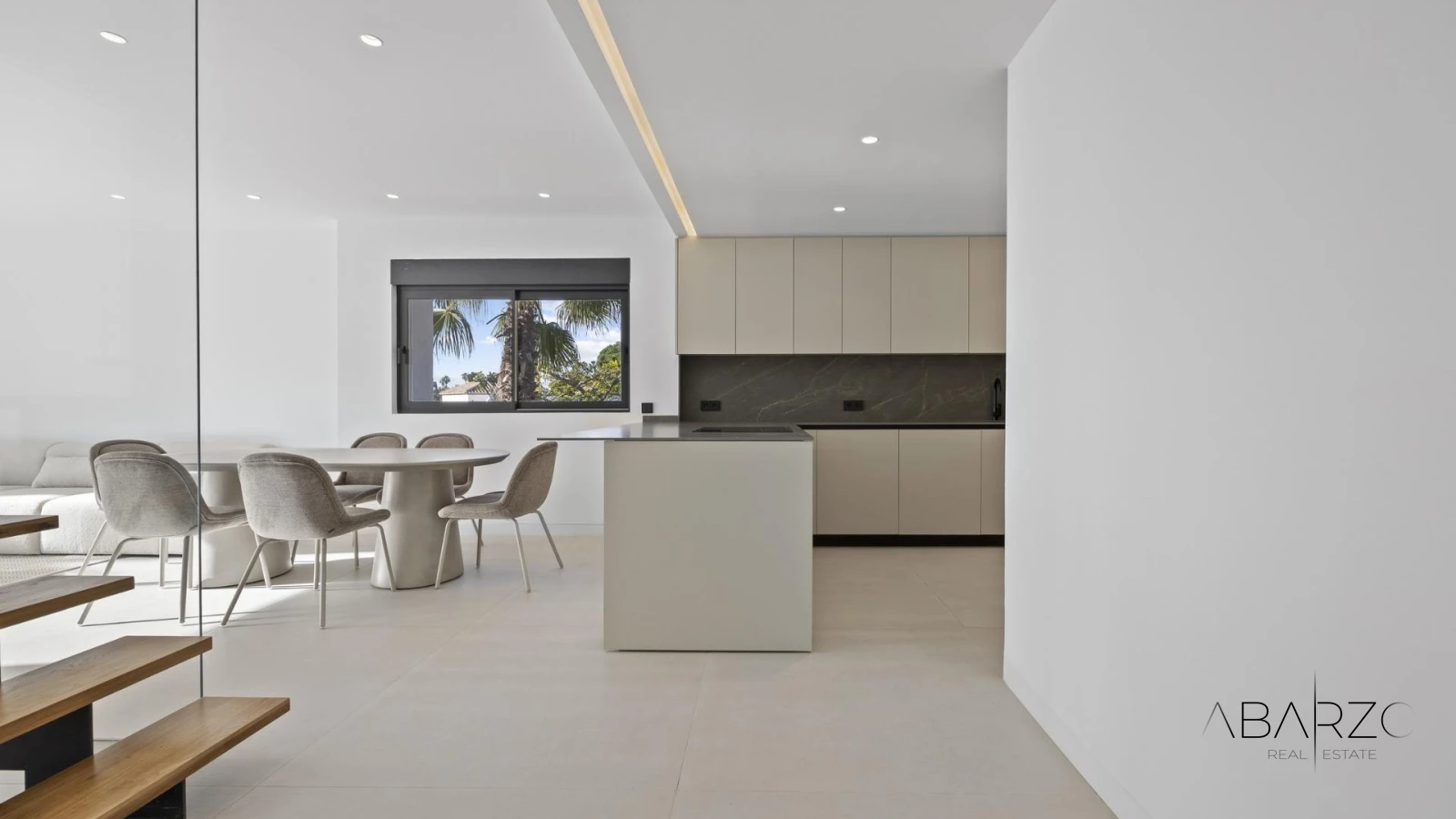 Luxury Duplex Homes in El Paraiso, Estepona-Marbella Area with Sea Views and Private Pools — interior, New Golden Mile, Estepona (9 of 29)