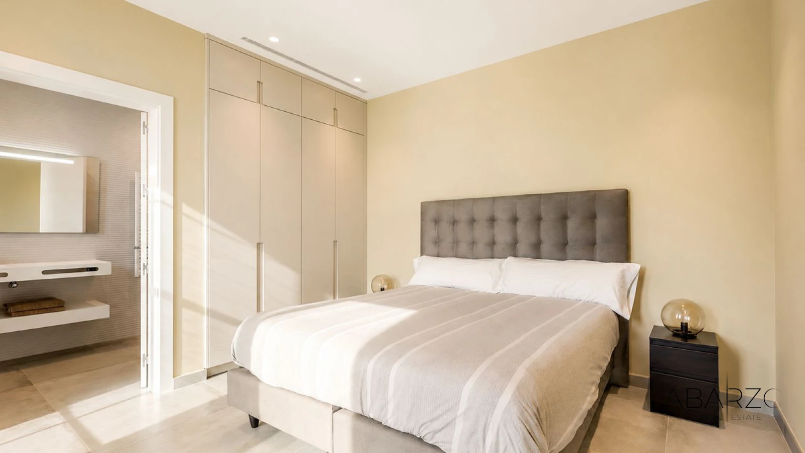 Luxurious Villa in Montemayor, Benahavís with Sea Views and Infinity Pool — interior, Monte Mayor, Benahavís (41 of 49)