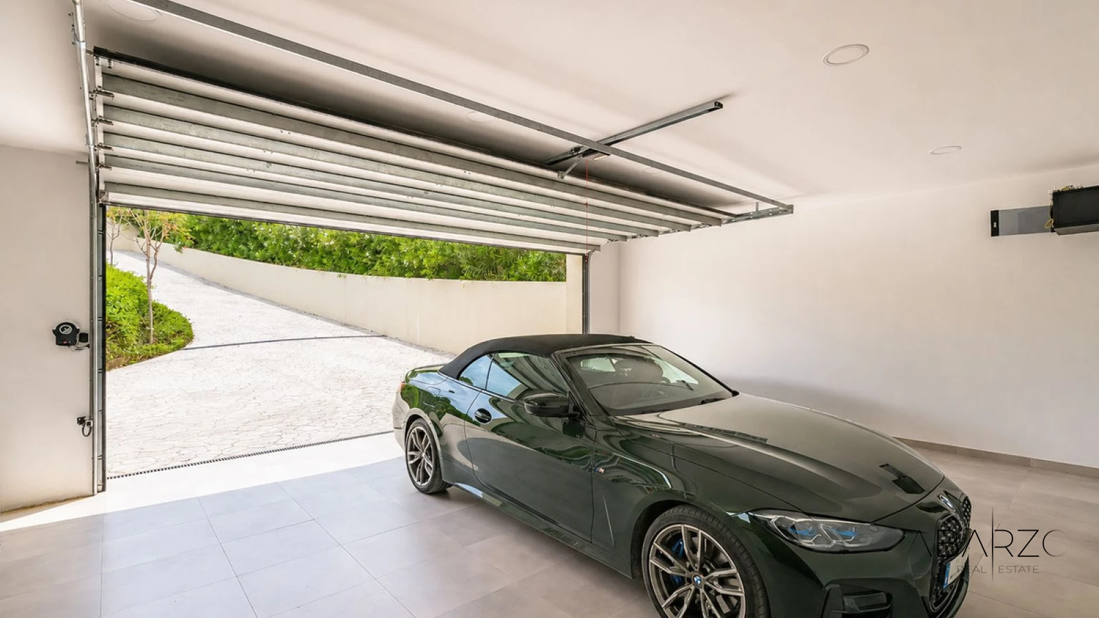 Luxurious Villa in Montemayor, Benahavís with Sea Views and Infinity Pool — interior, Monte Mayor, Benahavís (49 of 49)