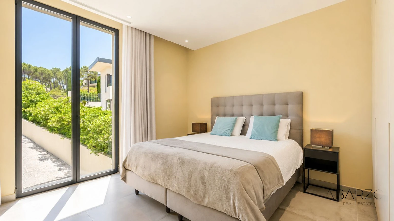 Luxurious Villa in Montemayor, Benahavís with Sea Views and Infinity Pool — interior, Monte Mayor, Benahavís (39 of 49)