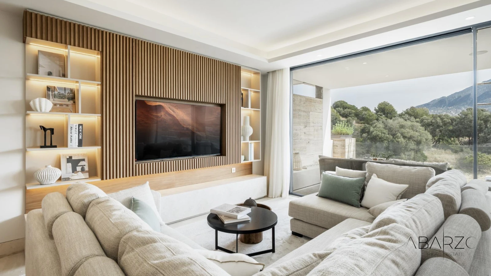 Exclusive Luxury Apartments in Aloha Golf, Nueva Andalucía Marbella with Private Rooftop Pools — interior, Nueva Andalucia, Marbella (13 of 43)