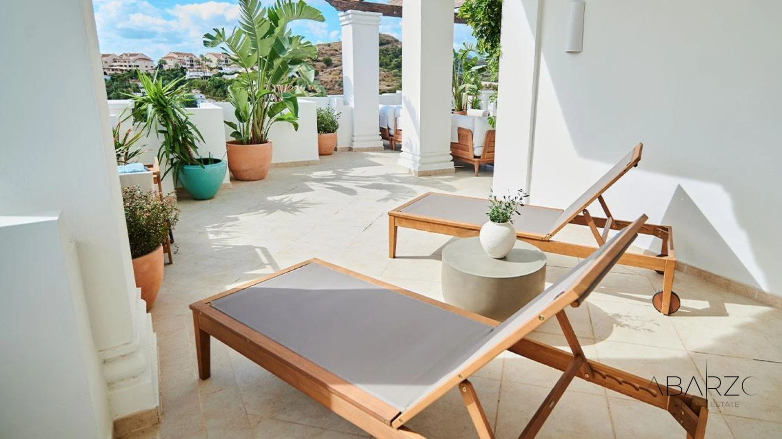 Exclusive Apartments in Nueva Andalucía, Marbella with Resort-Style Amenities — interior, Nueva Andalucia, Marbella (13 of 28)
