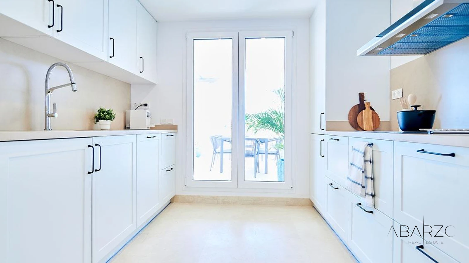 Exclusive Apartments in Nueva Andalucía, Marbella with Resort-Style Amenities — interior, Nueva Andalucia, Marbella (18 of 28)