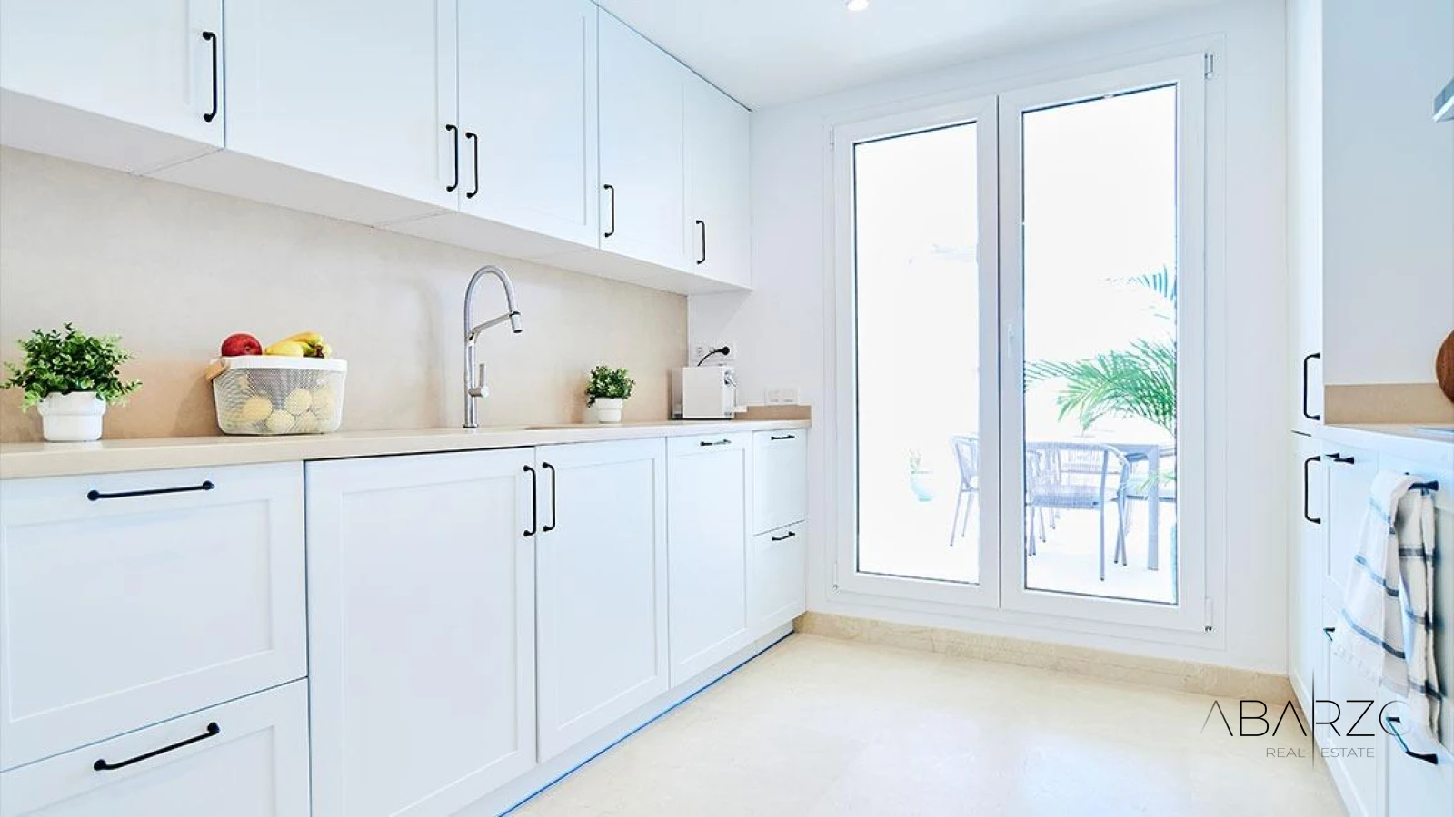 Exclusive Apartments in Nueva Andalucía, Marbella with Resort-Style Amenities — interior, Nueva Andalucia, Marbella (19 of 28)