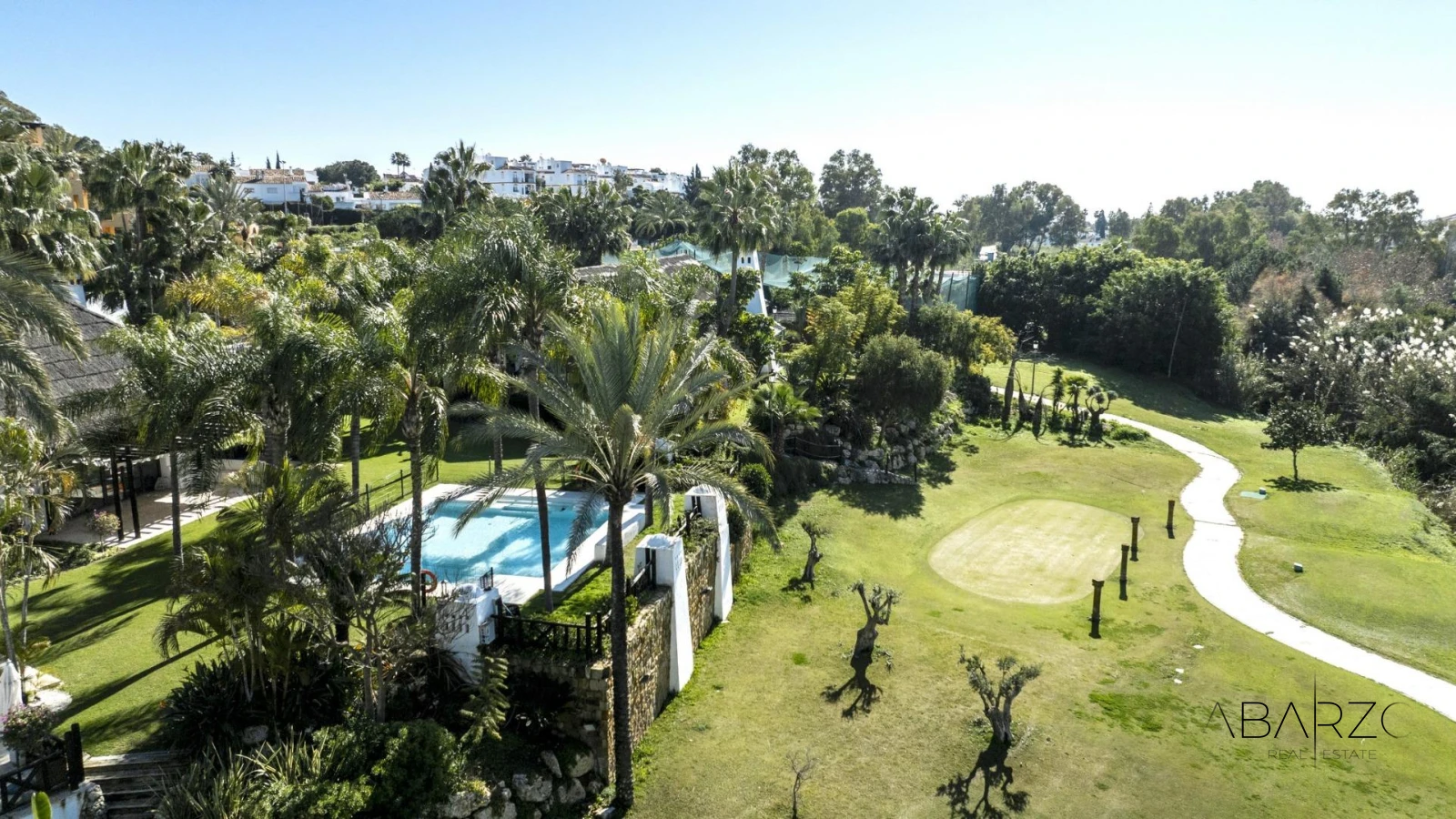Exclusive New Build Villas in Estepona near El Campanario Golf with Private Pool and Panoramic Views — interior, New Golden Mile, Estepona (13 of 17)