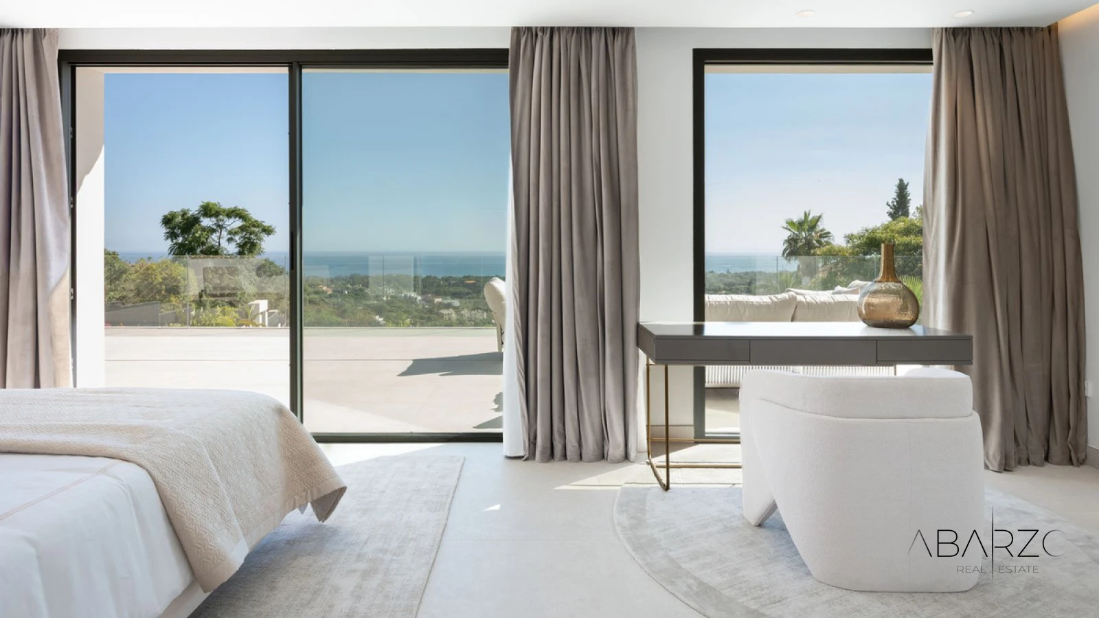 Brand New Luxury Villa in Elviria Marbella with Panoramic Sea Views — interior, Marbella East, Marbella (48 of 49)