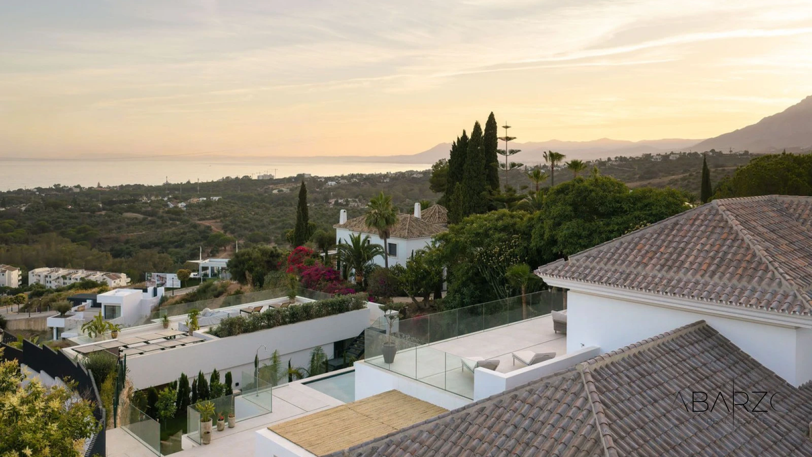 Brand New Luxury Villa in Elviria Marbella with Panoramic Sea Views — interior, Marbella East, Marbella (41 of 49)