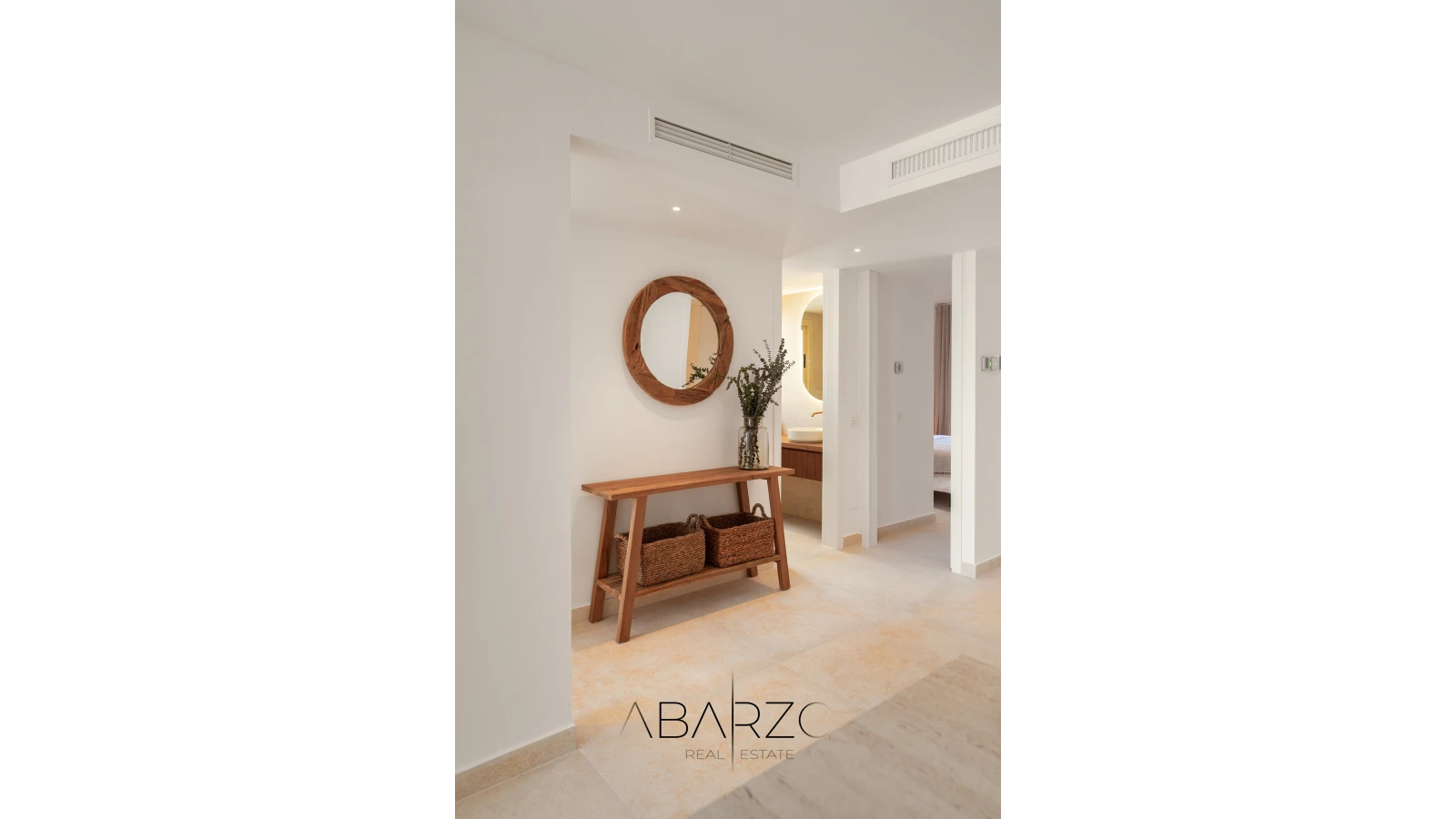 Stunning 3-Bedroom Apartment with Sea Views in Nueva Andalucía, Marbella — interior, Nueva Andalucía, Marbella (10 of 41)