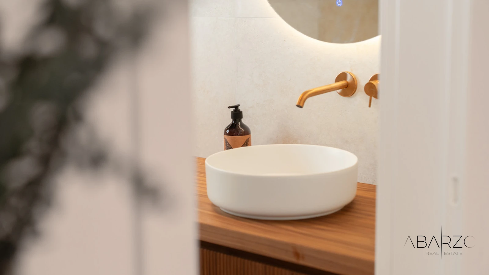 Stunning 3-Bedroom Apartment with Sea Views in Nueva Andalucía, Marbella — interior, Nueva Andalucía, Marbella (40 of 41)