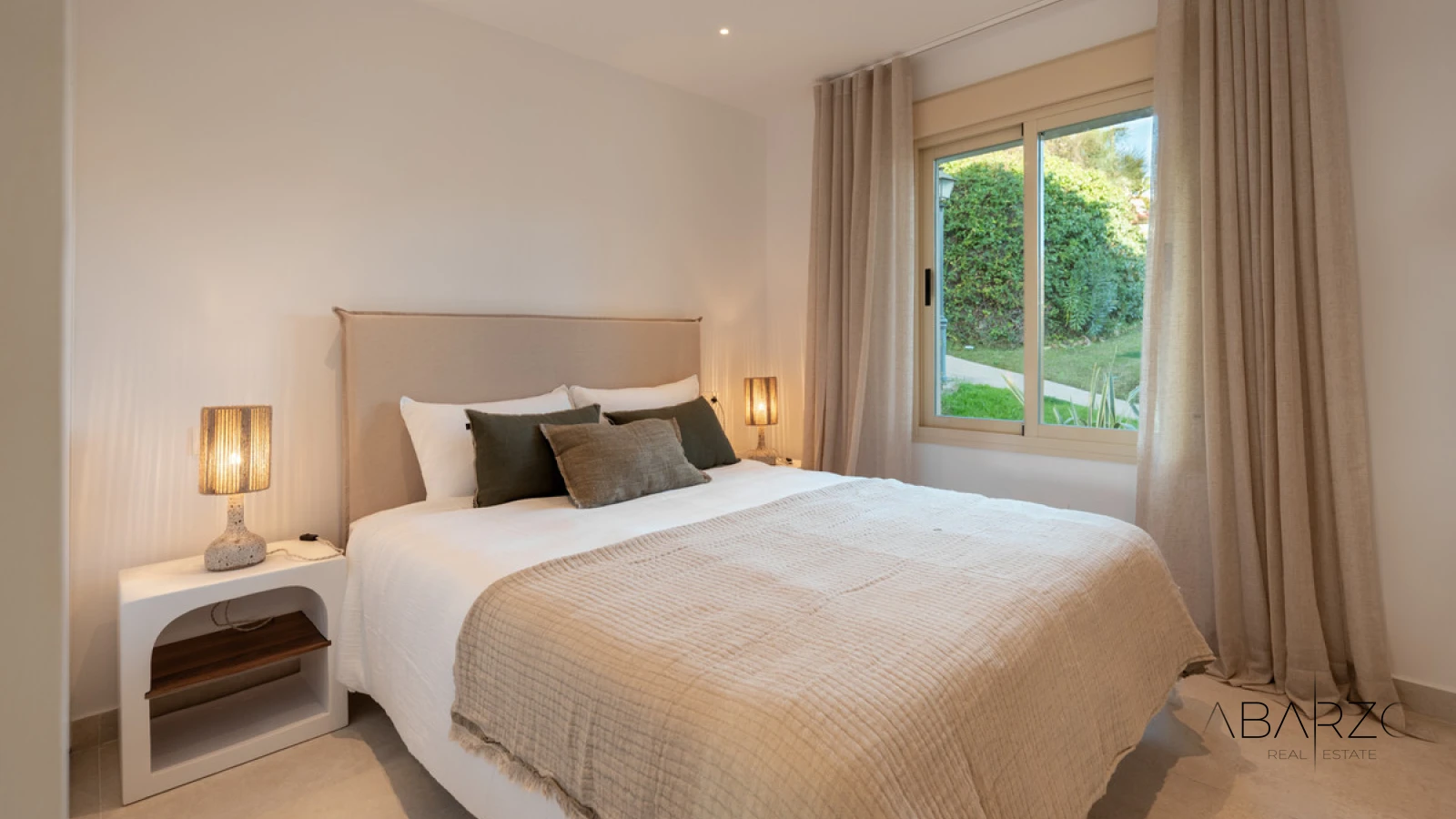 Stunning 3-Bedroom Apartment with Sea Views in Nueva Andalucía, Marbella — interior, Nueva Andalucía, Marbella (34 of 41)