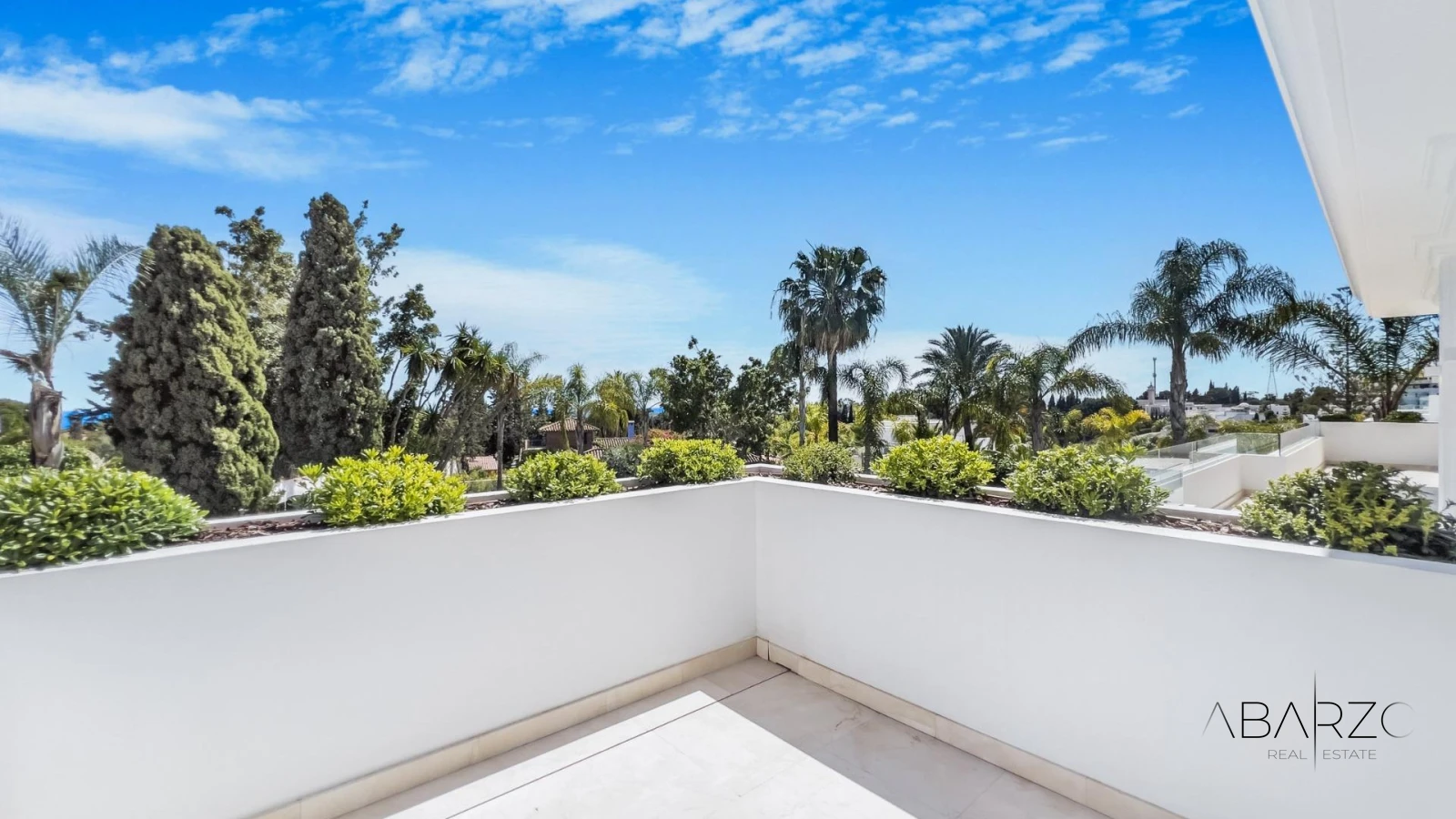 New Build Luxury Villas in Lomas de Marbella Club with Sea Views — interior, Golden Mile, Marbella (32 of 49)
