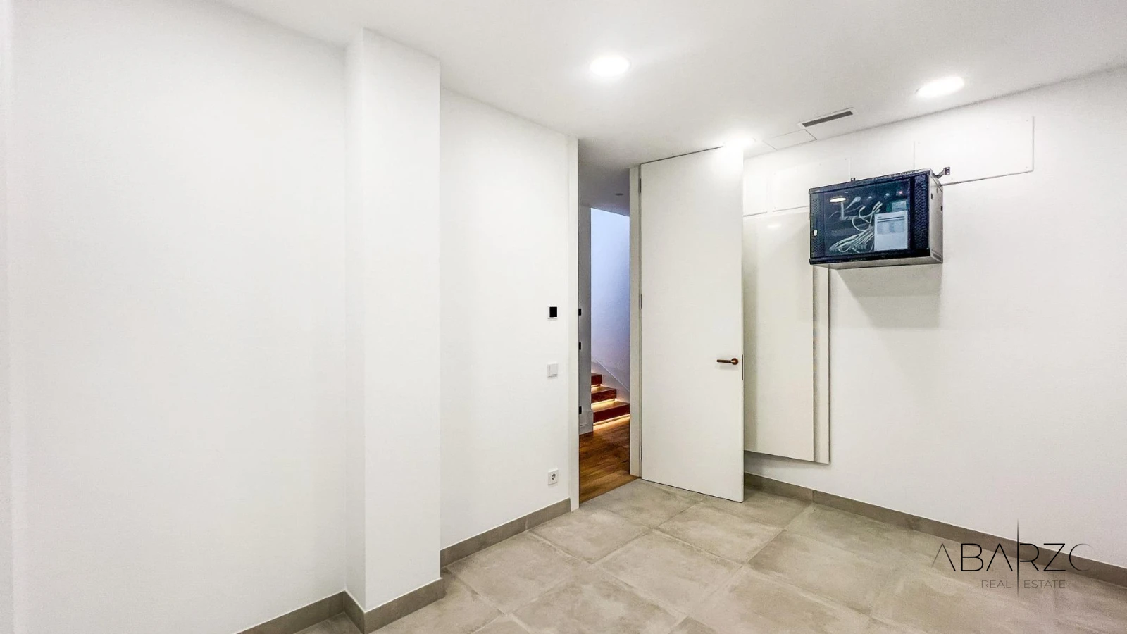 New Build Luxury Villas in Lomas de Marbella Club with Sea Views — interior, Golden Mile, Marbella (43 of 49)