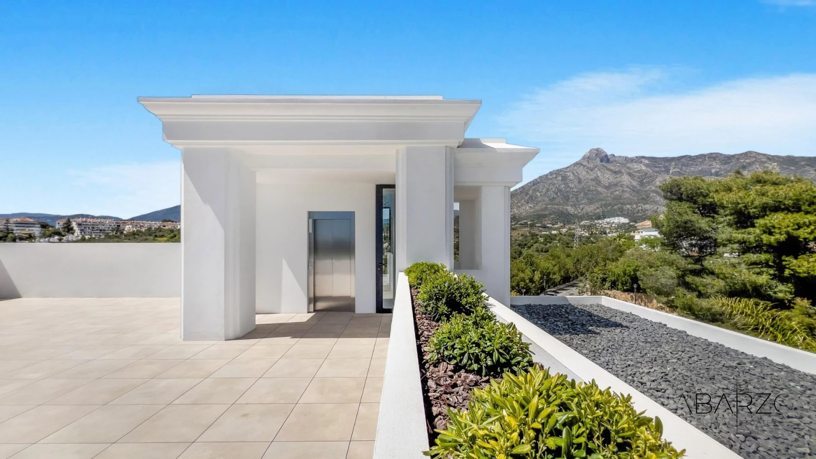 New Build Luxury Villas in Lomas de Marbella Club with Sea Views — interior, Golden Mile, Marbella (38 of 49)