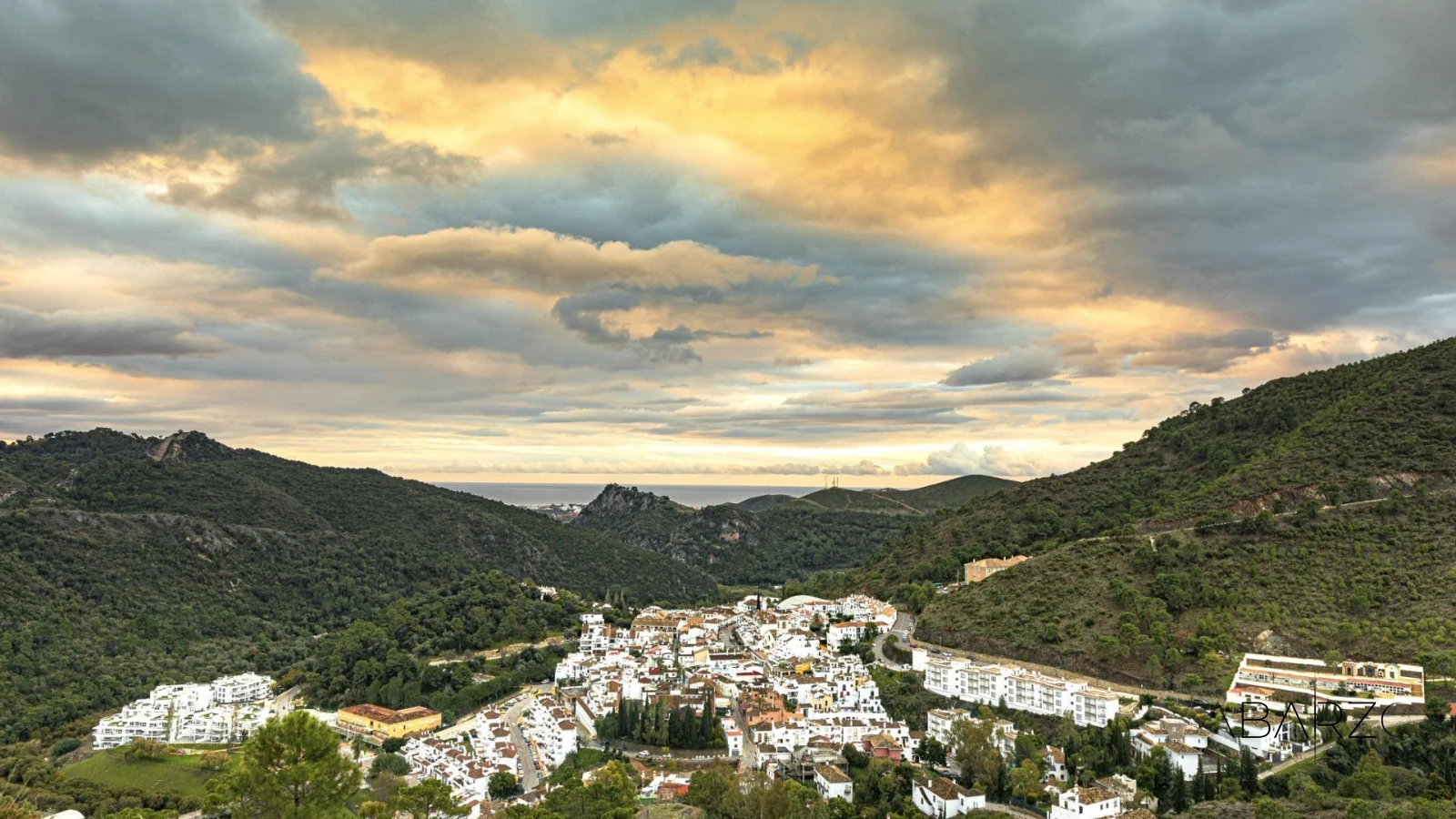 NEW BUILD RESIDENTIAL COMPLEX AT LOS JARALILLOS, BENAHAVIS — interior, Benahavís (18 of 23)