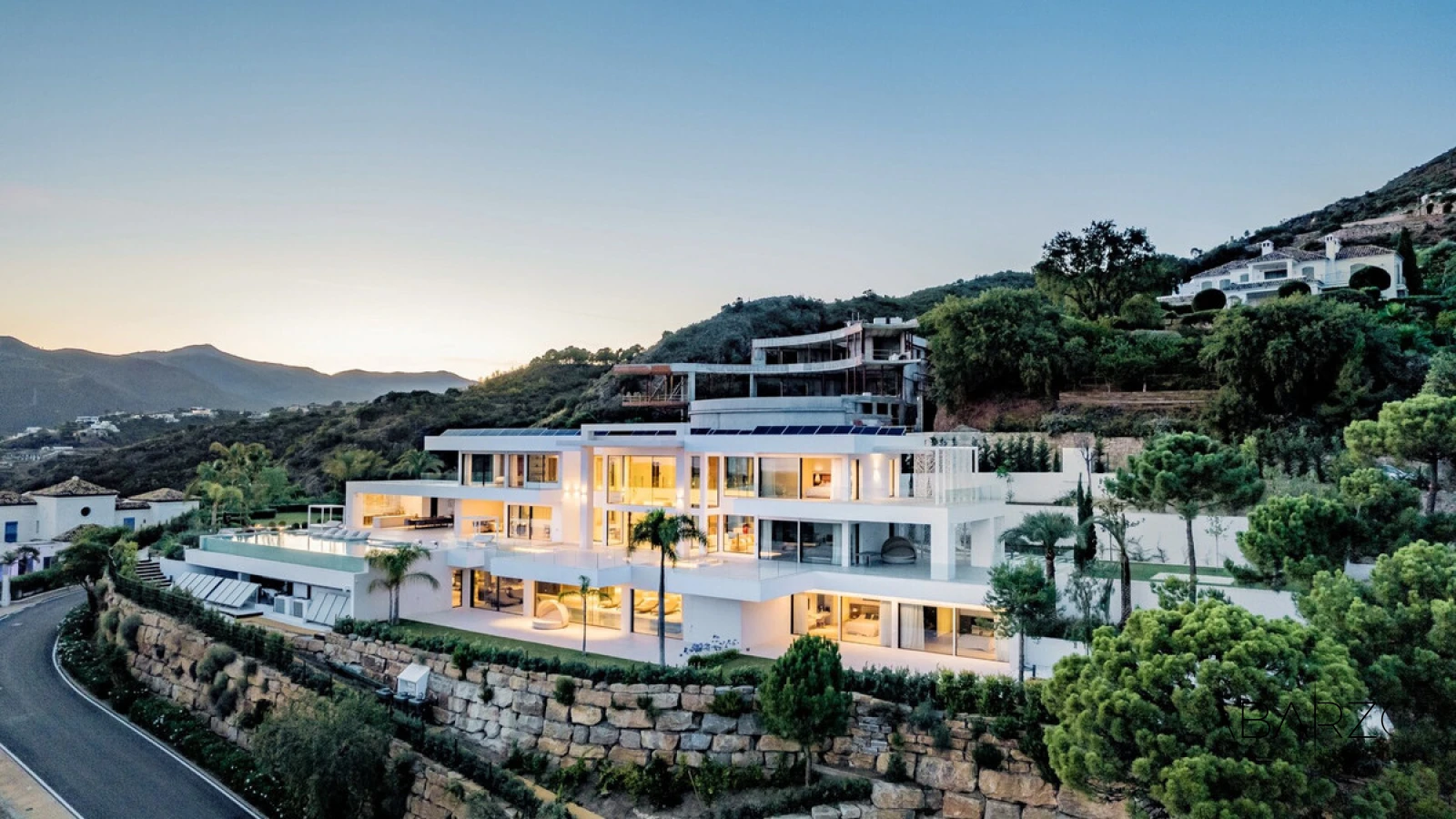 Luxurious 7-Bedroom Villa with Panoramic Sea Views in Marbella Club Golf Resort — interior, Marbella Club Golf Resort, Benahavís (33 of 33)