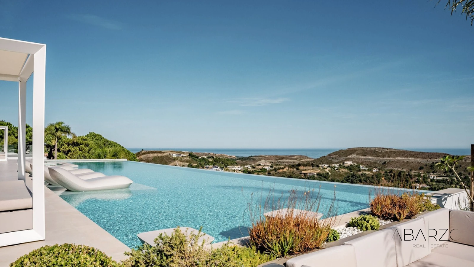 Luxurious 7-Bedroom Villa with Panoramic Sea Views in Marbella Club Golf Resort — interior, Marbella Club Golf Resort, Benahavís (8 of 33)