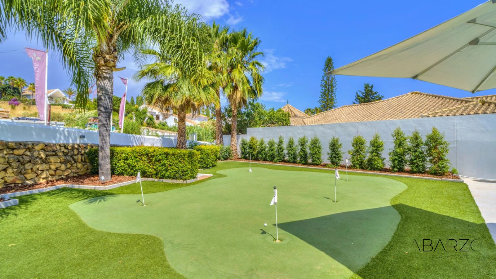 Chalet with Golf Views in Gated Community, Renovated 2024, Pool & Jacuzzi — interior, Nueva Andalucía, Marbella (4 of 27)