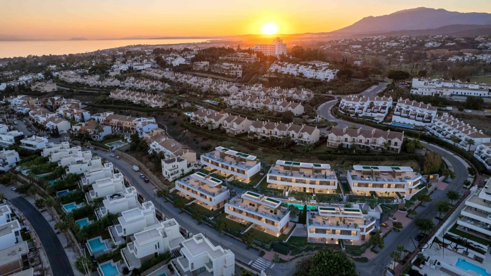 New Build Townhouses in El Paraíso, Málaga with Golf Views and Pool — interior, New Golden Mile, Estepona (13 of 15)