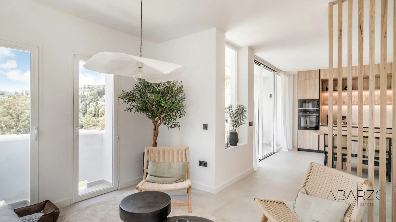 Duplex Apartment in La Quinta with 3 Bedrooms and Nature Views — interior, La Quinta, Benahavís (5 of 14)