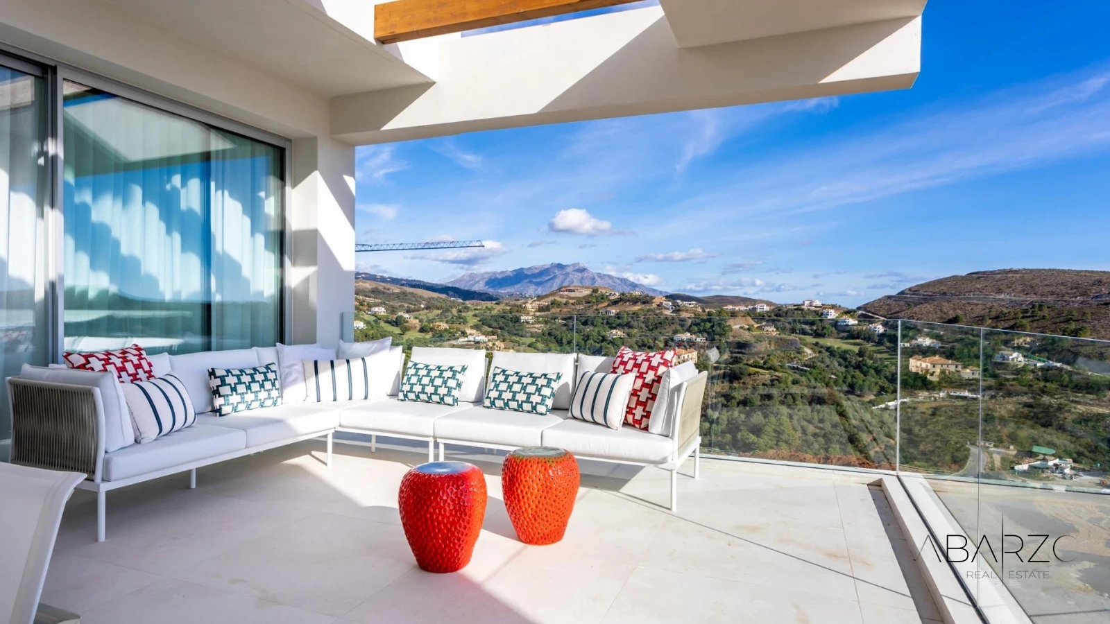 Exclusive penthouses and flats next to Marbella Club Golf with Mediterranean views — interior, Los Flamingos, Benahavís (33 of 45)