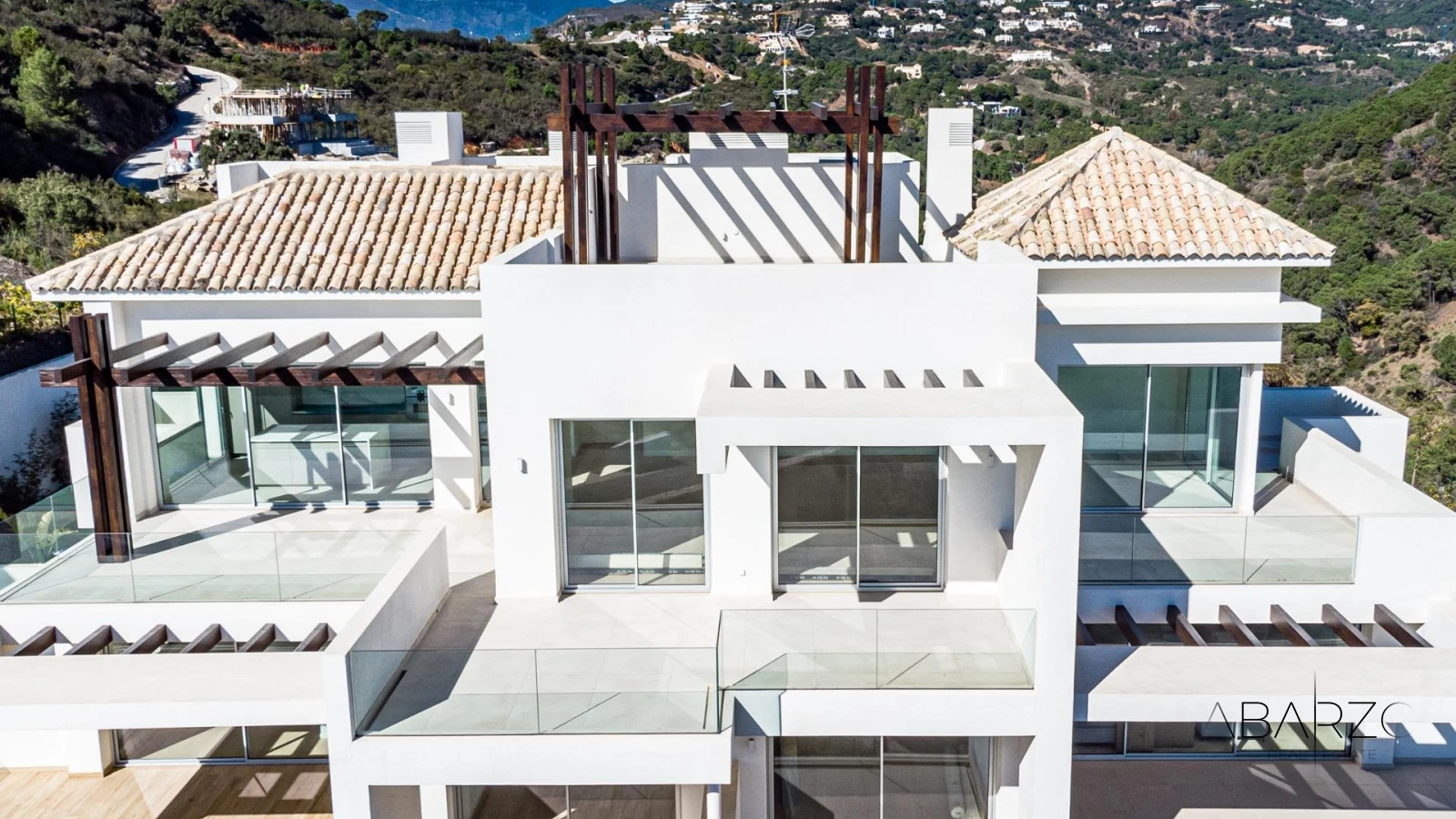 Exclusive penthouses and flats in Marbella Club Golf Resort with Mediterranean views — interior, Marbella Club Golf Resort, Benahavís (4 of 19)