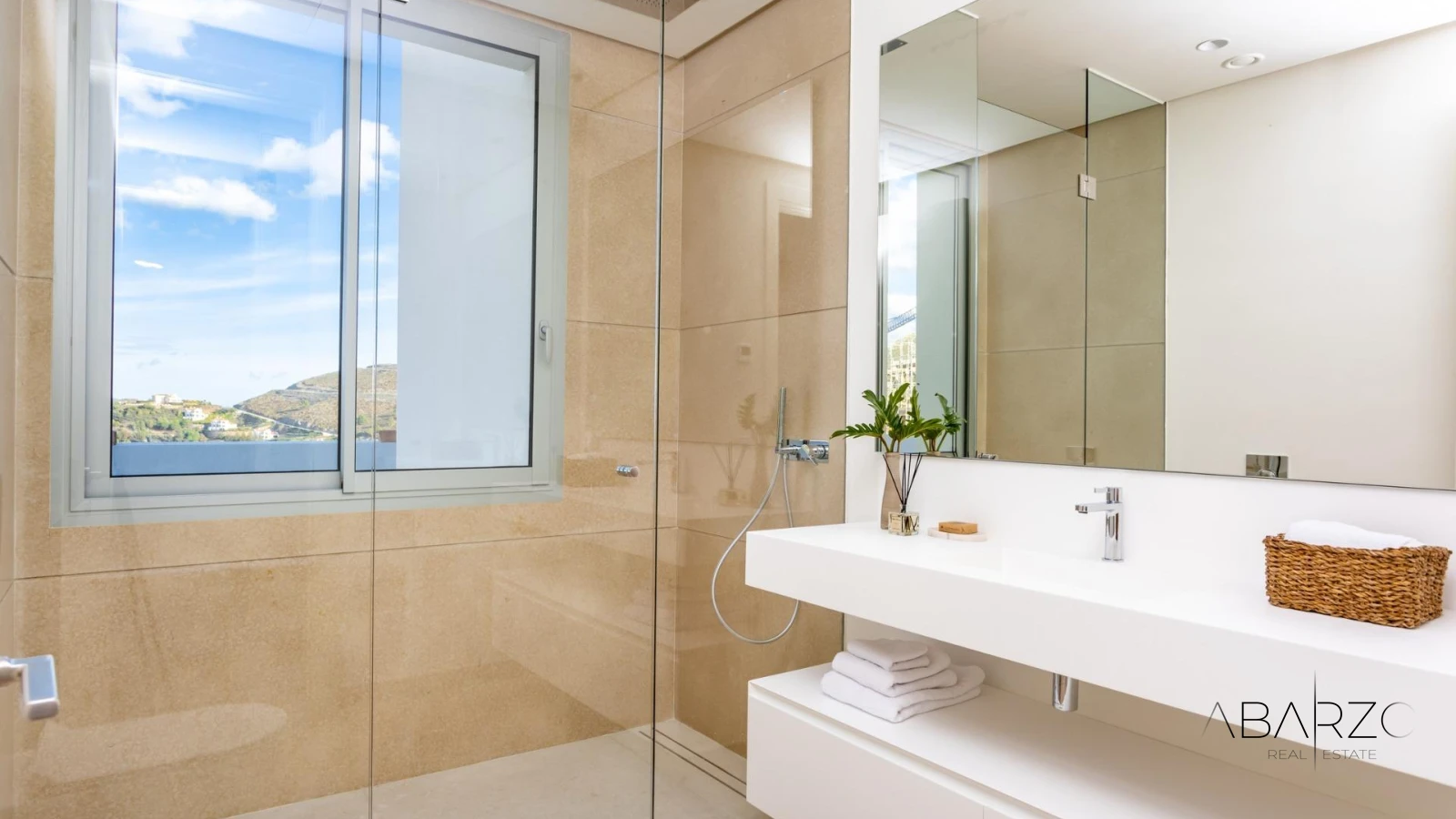 Exclusive Penthouses and Flats in Marbella Club Golf Resort with Mediterranean Views — interior, Marbella Club Golf Resort, Benahavís (28 of 45)