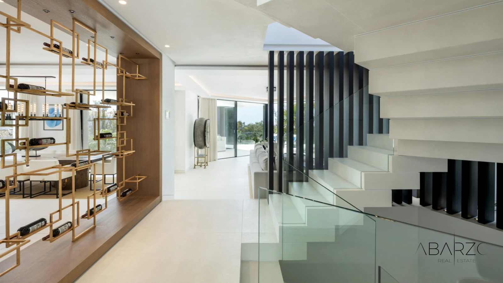 Luxury Villa with Panoramic Sea Views in La Quinta Golf Resort, Benahavís — interior, La Quinta, Benahavís (31 of 46)