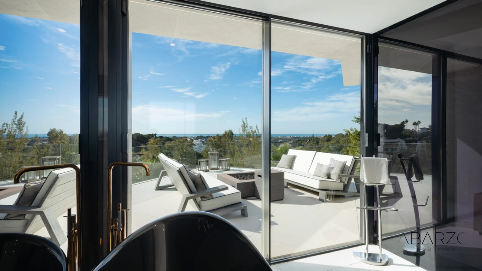 Luxury Villa with Panoramic Sea Views in La Quinta Golf Resort, Benahavís — interior, La Quinta, Benahavís (29 of 46)