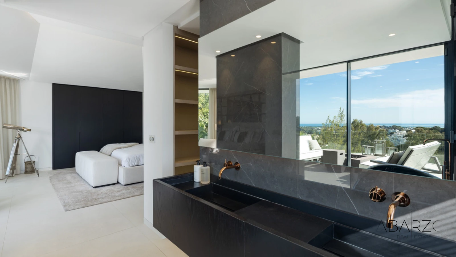 Luxury Villa with Panoramic Sea Views in La Quinta Golf Resort, Benahavís — interior, La Quinta, Benahavís (30 of 46)