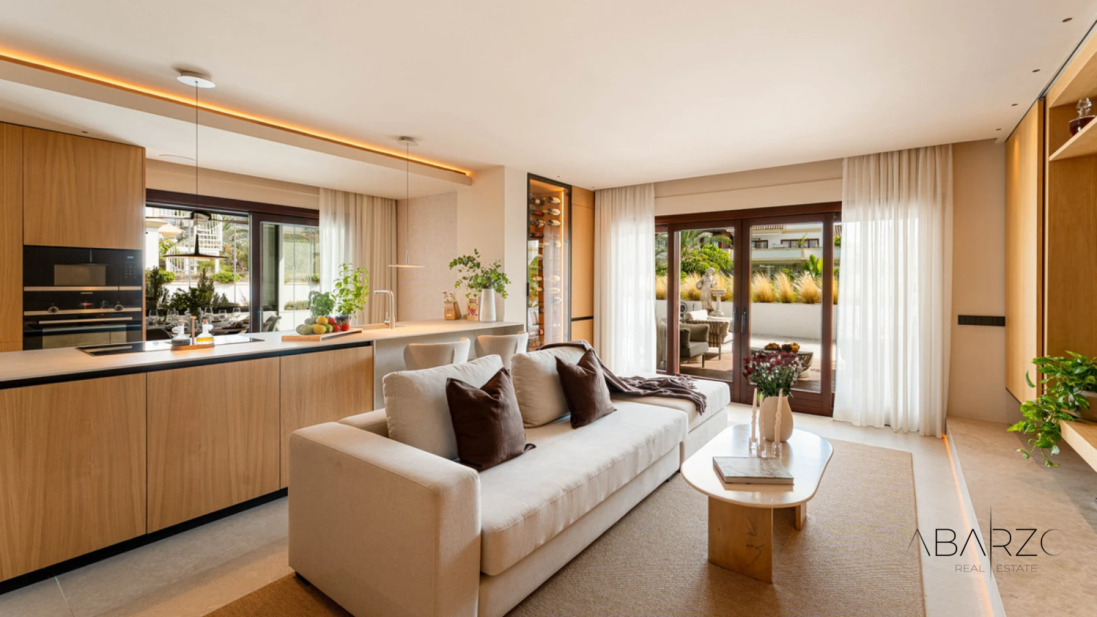 Luxurious three-bedroom duplex penthouse with terraces in Las Lomas del Rey, Marbella Golden Mile — interior, Golden Mile, Marbella (6 of 28)