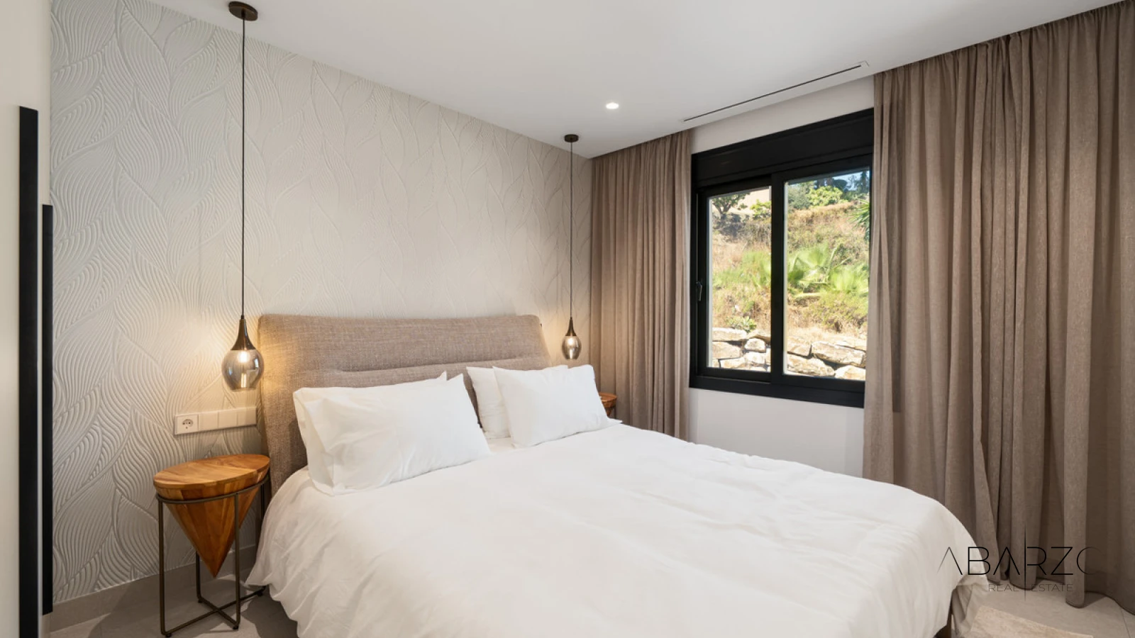 Apartment Jasmine in Nueva Andalucía with panoramic sea and mountain views — interior, Nueva Andalucía, Marbella (17 of 29)