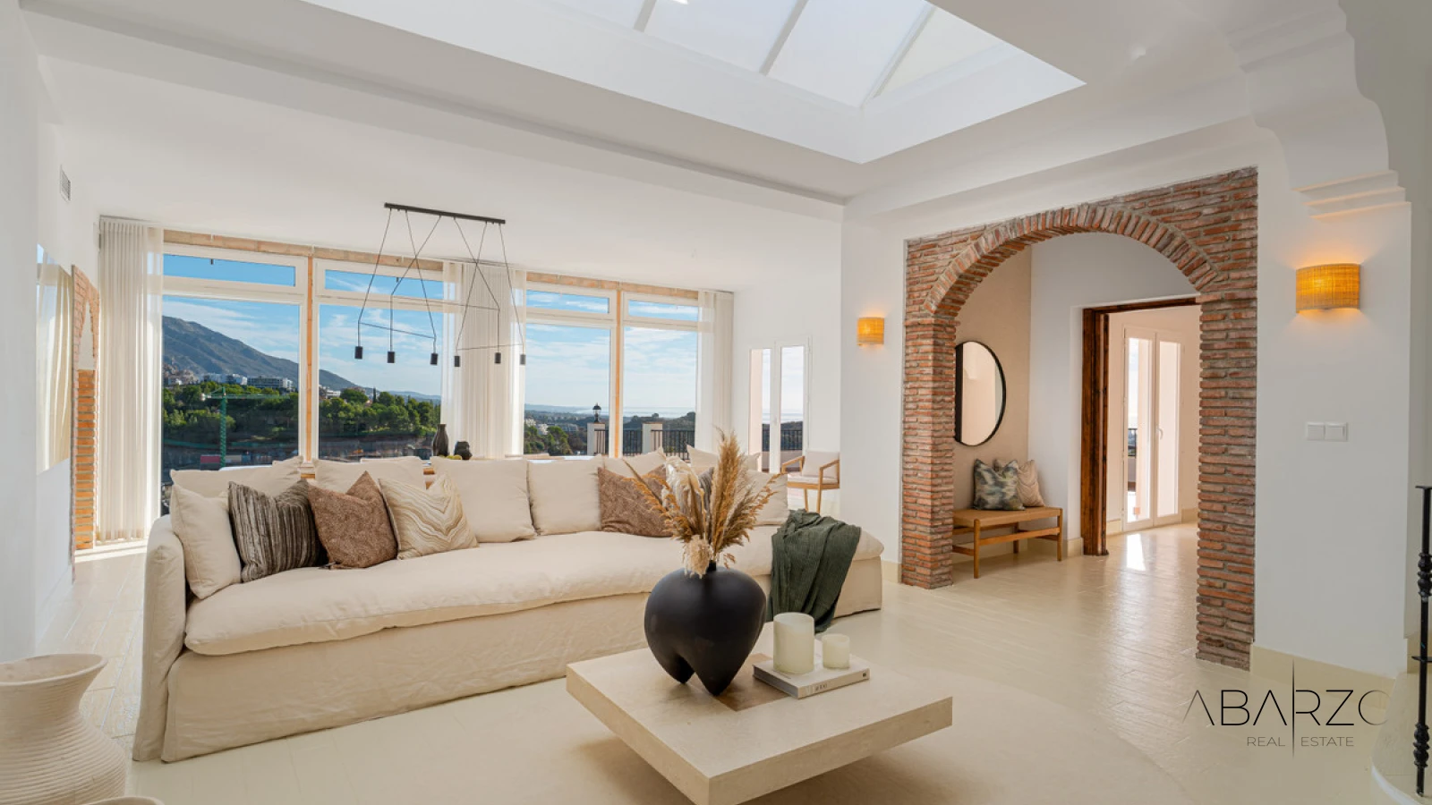 Villa in El Madroñal, Benahavís with panoramic sea views and private pool — interior, El Madroñal, Benahavís (4 of 49)