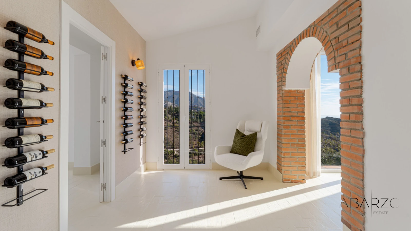 Villa in El Madroñal, Benahavís with panoramic sea views and private pool — interior, El Madroñal, Benahavís (7 of 49)