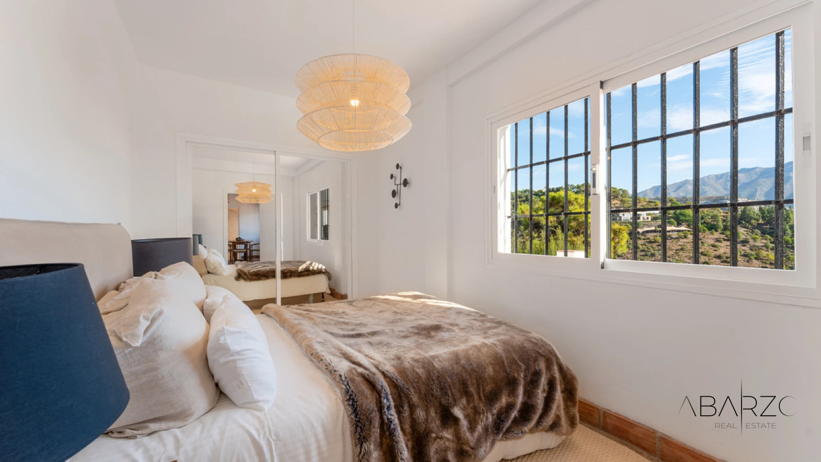 Villa in El Madroñal, Benahavís with panoramic sea views and private pool — interior, El Madroñal, Benahavís (31 of 49)