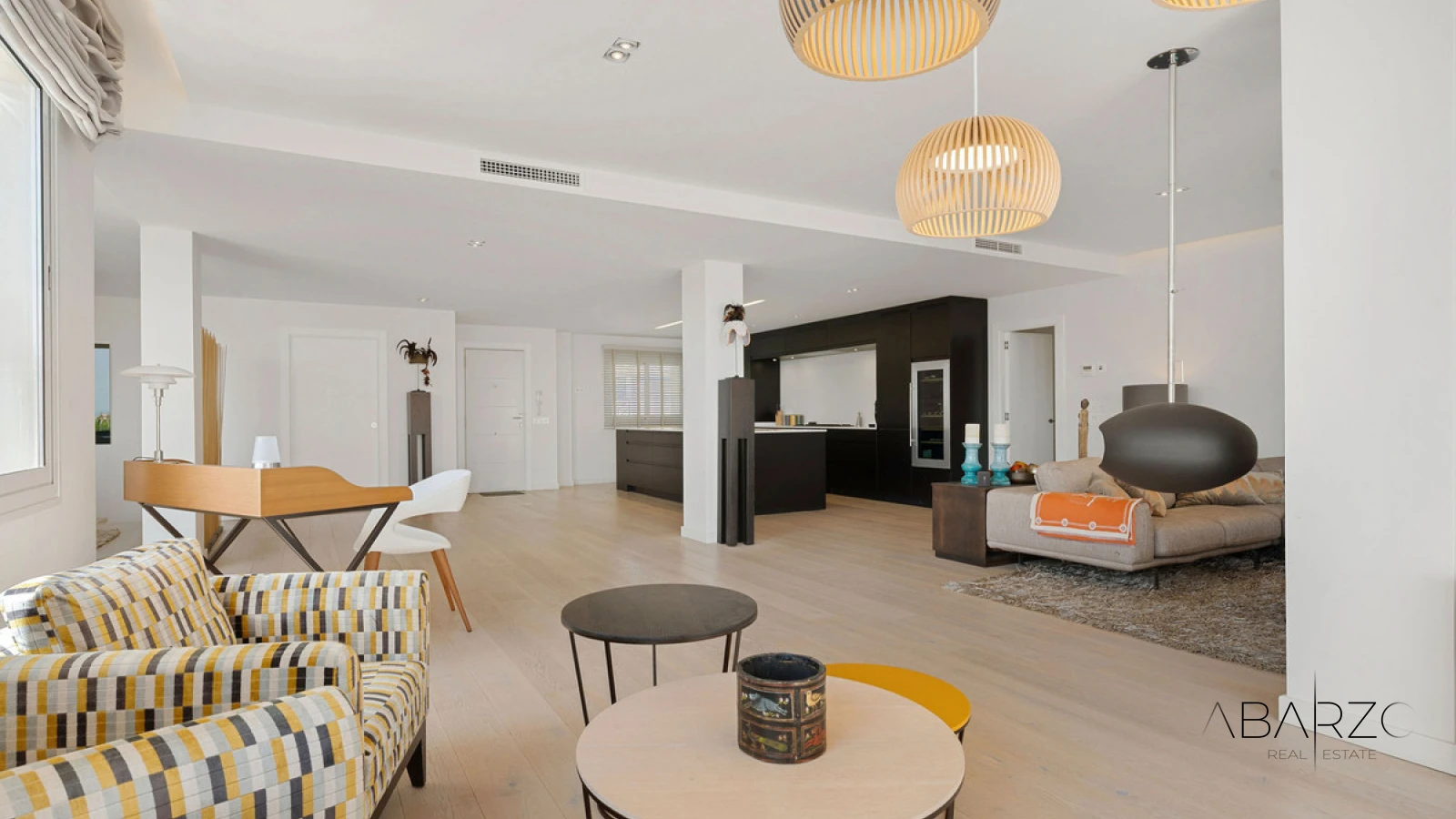 Duplex apartment for sale in Aloha Hill Club, Nueva Andalucía with sea views and luxury amenities — interior, Nueva Andalucía, Marbella (10 of 28)