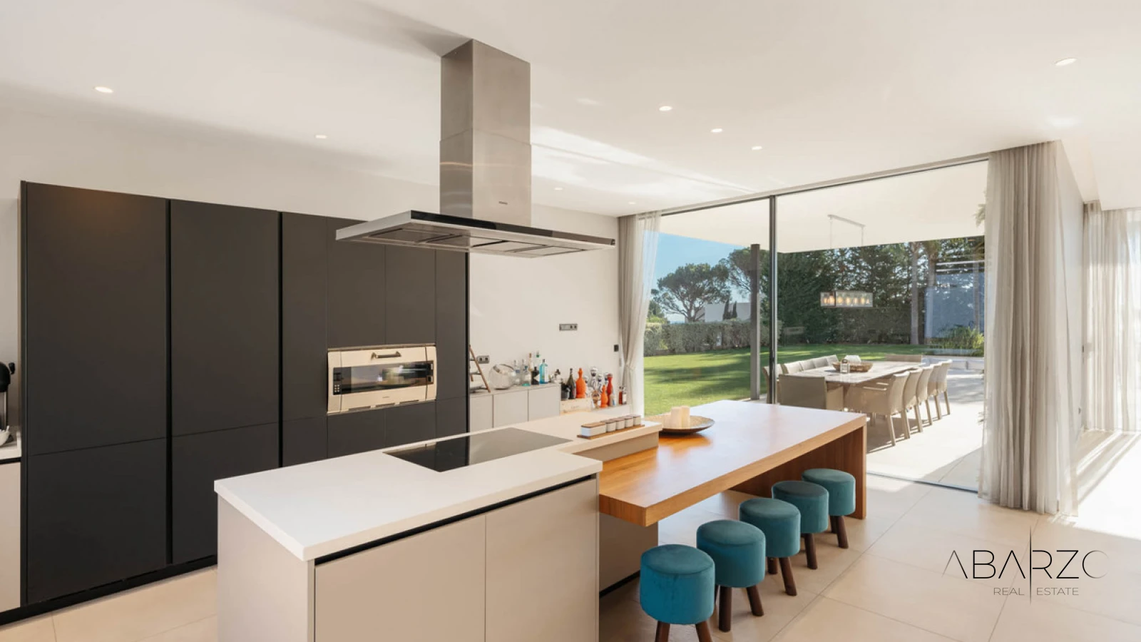 Luxury Villa in El Madroñal, Benahavís with Panoramic Sea and Mountain Views — interior, El Madroñal, Benahavís (12 of 49)