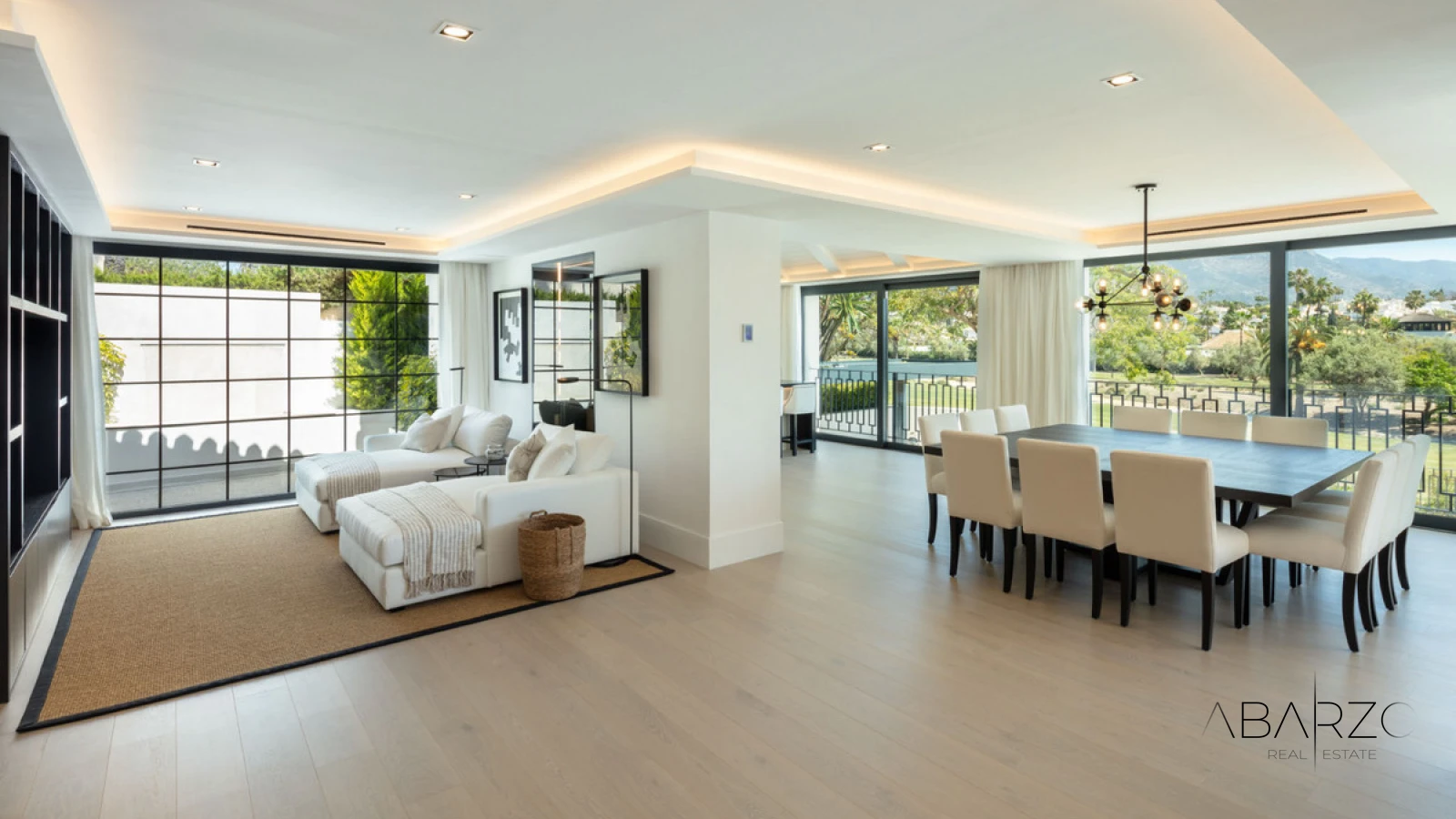Exceptional 5-Bedroom Villa in Las Brisas Golf, Nueva Andalucía with Heated Pools and Golf Views — interior, Nueva Andalucía, Marbella (8 of 40)