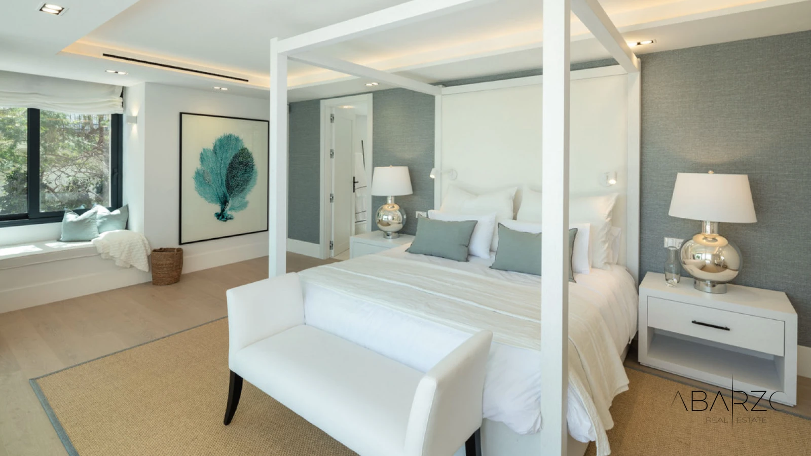 Exceptional 5-Bedroom Villa in Las Brisas Golf, Nueva Andalucía with Heated Pools and Golf Views — interior, Nueva Andalucía, Marbella (27 of 40)